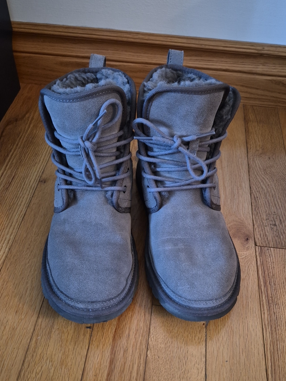 UGG Men's Chukka Boots Gray Suede Shearling Lined